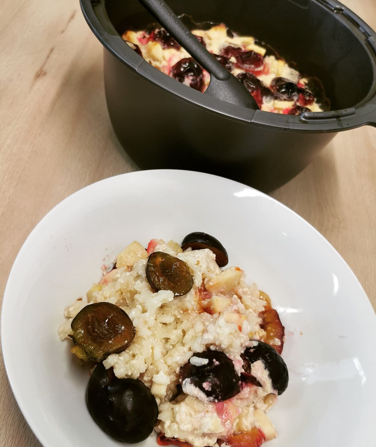 Milchreisauflauf mit Apfel und Pflaume - Bio-Kultur Lange Berge