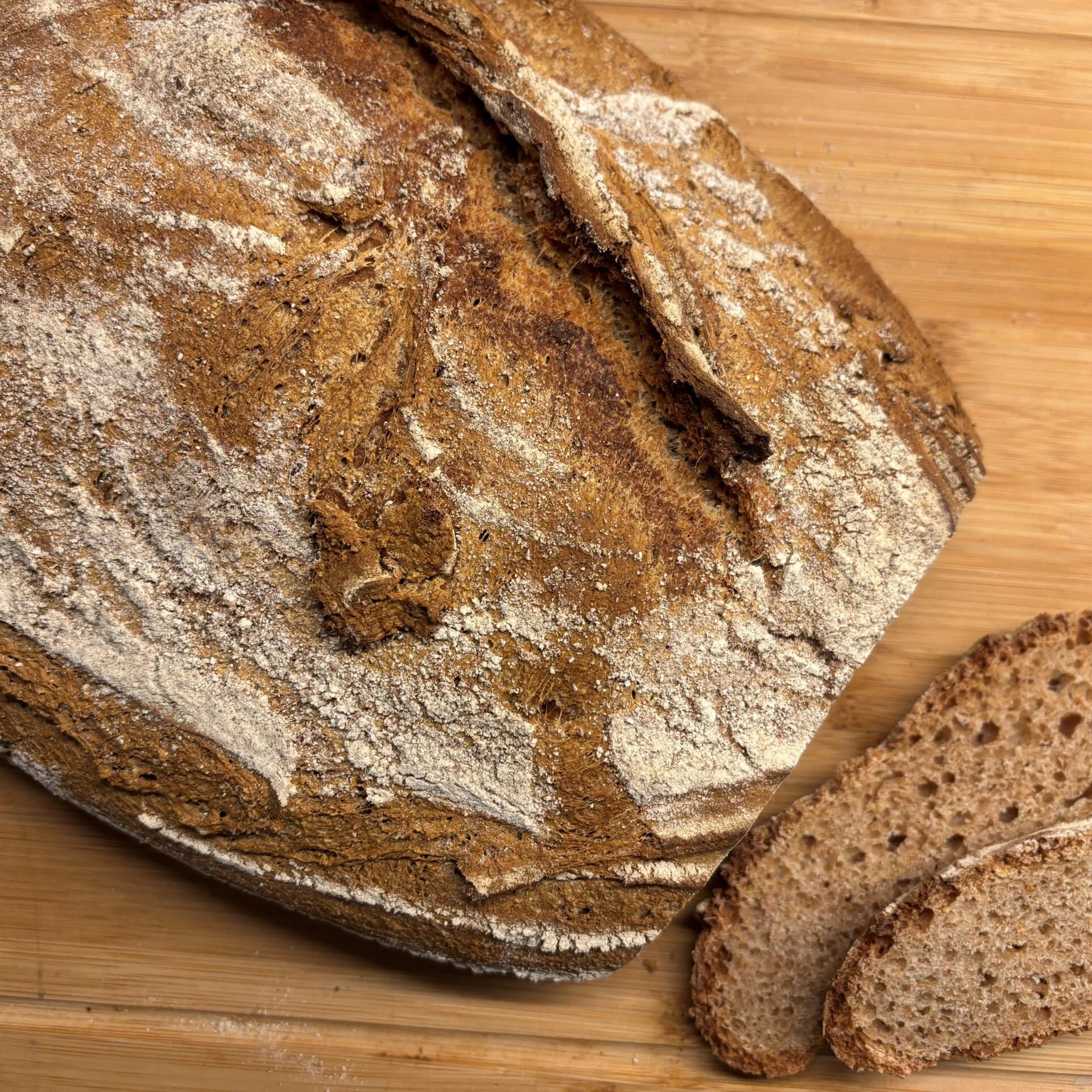 Dinkel-Vollkornbrot-Uebernachtgare-scaled